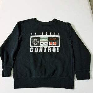 Nintendo Boys In Total Control Sweatshirt Longsleeve Videogame Controller Small